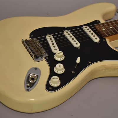 1999 Fender Standard Stratocaster | Arctic White Finish W/Gig Bag image 8