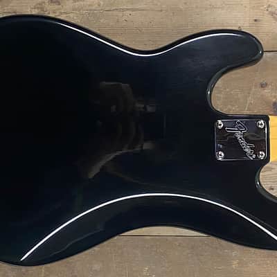 Fender American Standard Precision Bass with Rosewood Fretboard 1995 - 2000 - Black image 5