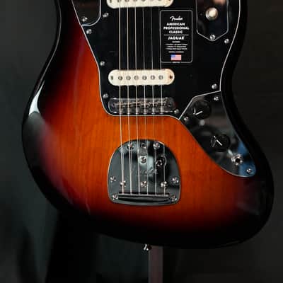 Fender American Professional Classic Jaguar 2025 - Present - 3-Color Sunburst image 4