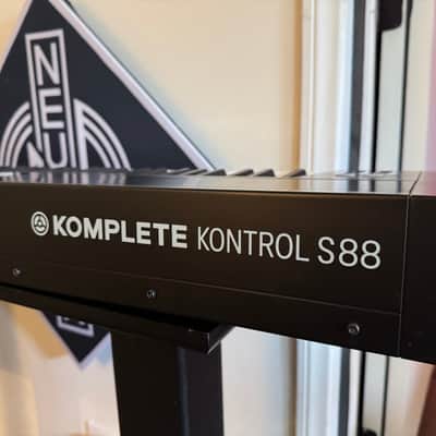 Native Instruments Komplete Kontrol S88 image 9