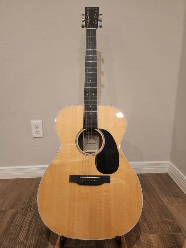 Martin 000-RSG Auditorium Acoustic Electric image 1