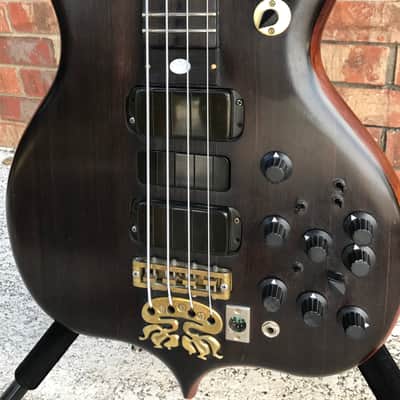 Alembic Series Graphite John Mcvie actual bass image 2