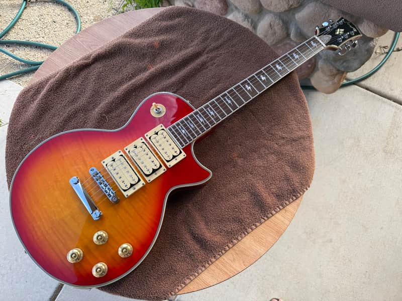 Firefly FFSPS frehley model 3Pickups Electric Guitars (Sunburst Color ) × 1 image 1