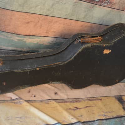 Vintage Original 20's-30's Hardshell case from Martin image 10