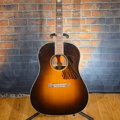 Gibson 2002 AJ Advanced Jumbo Vintage Sunburst w/ TLK HSC image 2