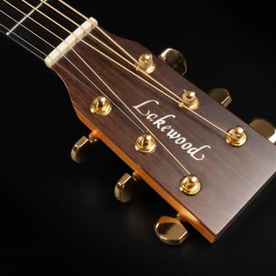 2012 Lakewood Deluxe Series J-32 Baritone - Natural High Gloss | German Custom Jumbo Baritone Acoustic Guitar 48mm Nut Width L.R. Baggs Anthem Pickup | CoA OHSC image 10