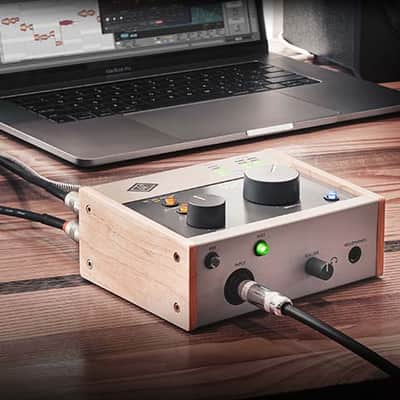 Universal Audio Volt 176 | 1-in/2-out USB 2.0 Audio/MIDI Interface. New with Full Warranty! imagen 2