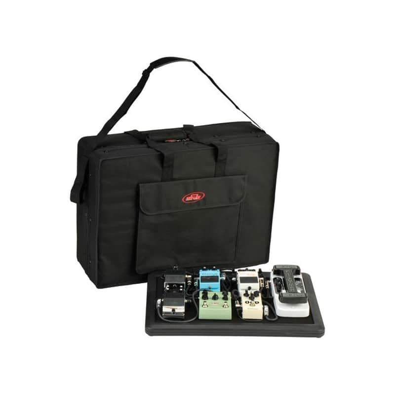 SKB 1SKB-PS-8PRO PS-8PRO Powered Pedalboard with Soft Case image 1
