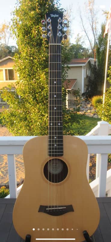 Taylor Baby Taylor (BT1) 1996 - Present - Natural image 1