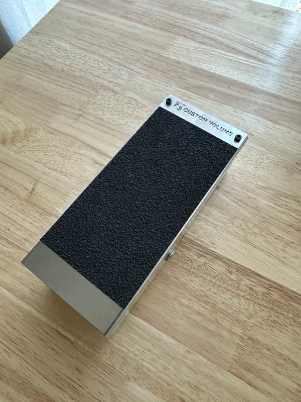 A3 Stompbox Volume/Expression pedal Expression image 1