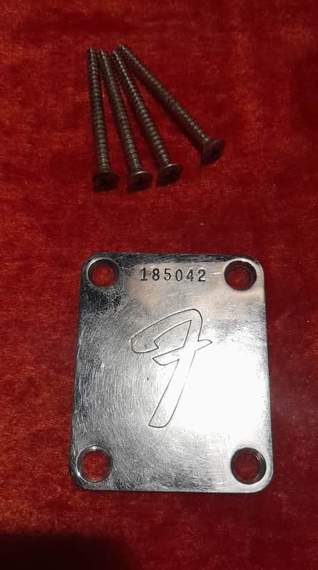 Fender 1966-1967 Neckplate + 4 original screw Stratocaster Telecaster Jazzmaster Jaguar ecc image 1