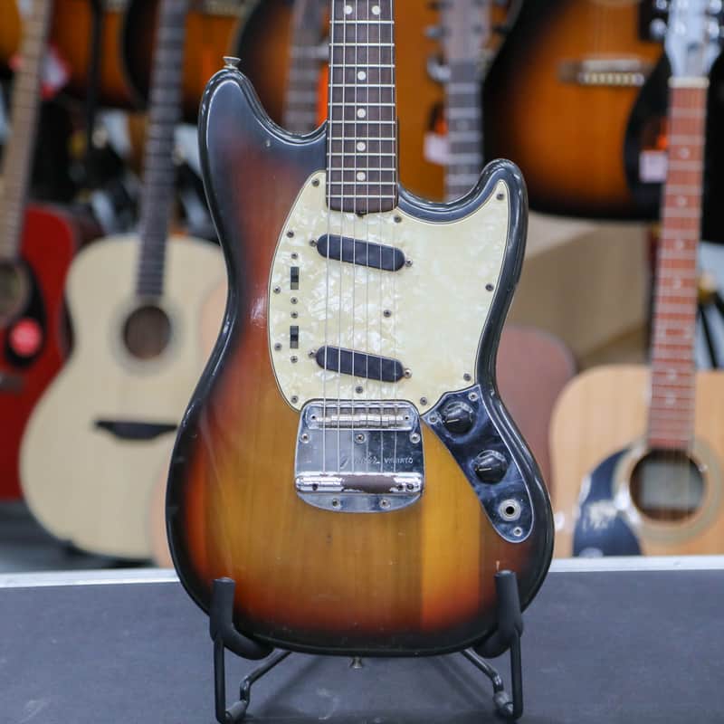 FENDER Mustang 1973 Sunburst Preloved image 1