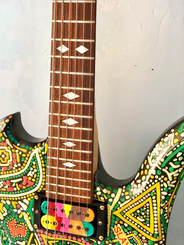 B.C.Richベース hideモデル！！！ B.C.Richギター hideモデル！！！