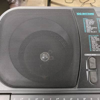 90’s Casio CTK-611 Keyboard, 61 Keys, Touch Sensitive, Drums, MIDI, Polyphonic image 2