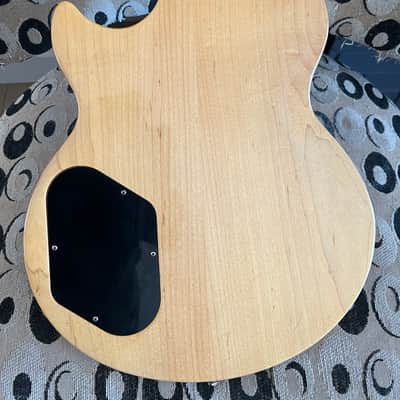 Gibson L6S 2011 - Natural image 4