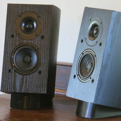 Pioneer SP-BS22-LR 2-Way Bookshelf Speakers by Andrew Jones image 9