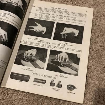 Nick Manoloff's Hawaiian Guitar Method - Book 1 (1936) image 8