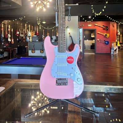 Squier Mini Stratocaster - (Pink) image 2