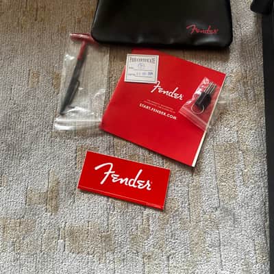 Fender American Professional II Precision Bass V with Maple Fretboard 2020 - Present - Dark Night image 8