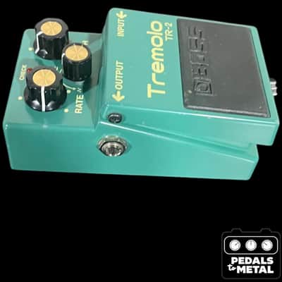 Boss TR-2 Tremolo (Silver Label) 1997 - Present - Green - X17645 image 4