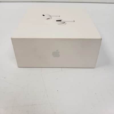 Apple Airpods Pro 2nd Gen A2968 image 3