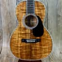 Martin Custom Shop 00-12F 42 Style All Exceptionally Figured Koa w/case