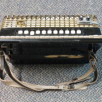 Hohner Atlantic IV N De Luxe Accordion image 5