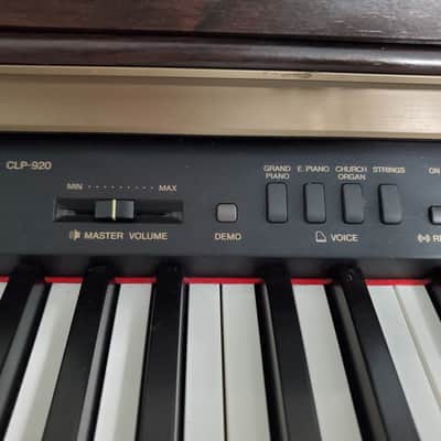 Yamaha Clavinova CLP-920 Electric Piano (circa. 2000) 88-Keys, Weighted image 7