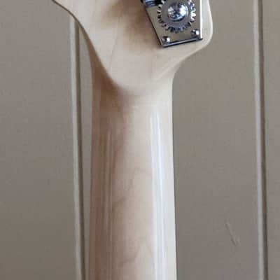 Sire 2nd Generation Marcus Miller V7 Vintage WB Alder 5-String with Maple Fretboard 2024 - White image 10