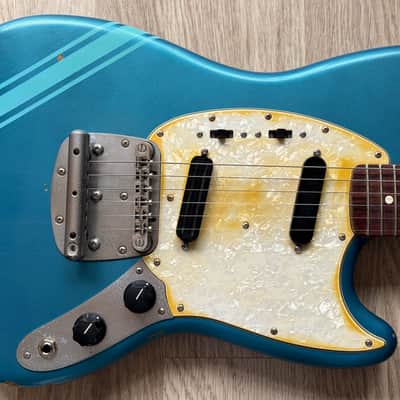 TPP Kurt Cobain "Smells Like Teen Spirit" Fender American Performer Competition Mustang Tribute - Relic Seymour Duncan image 2