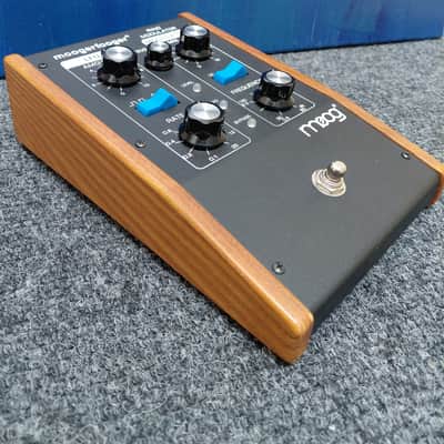 Moog MF-102 Moogerfooger Ring Modulator 1998 - 2018 - Black image 2