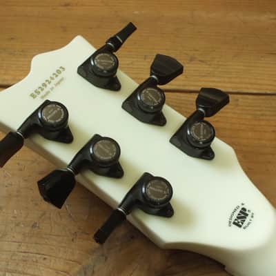 ESP E-II Eclipse Snow White Satin Neckthrough 2020 image 23