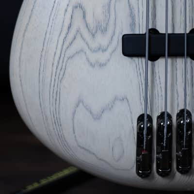 Only 300 made worldwide🌍 Ibanez SR2010 "Ashula" Bass 2010 image 5