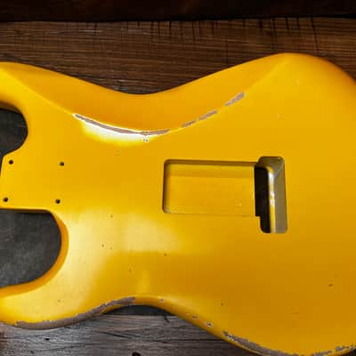 MJT Stratocaster body aged nicotine white image 4