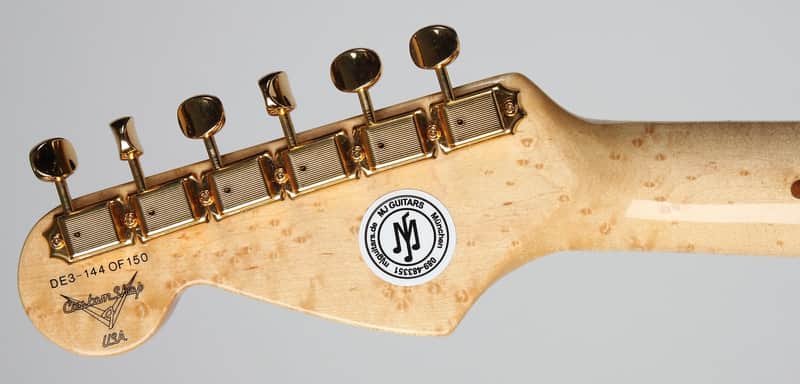 Fender Diamond Dealer Custom Shop Limited Edition 40th Anniversary Stratocaster Flamed 2-Color Sunburst with Gold Hardware 1994 image 6