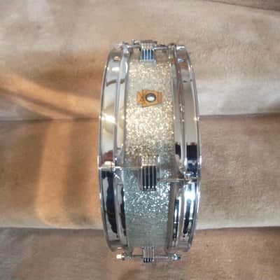 Ludwig Vintage 1962 Jazz Combo 3 X 13 Snare Drum, Silver Sparkle, COB Hoops - Mint! image 6
