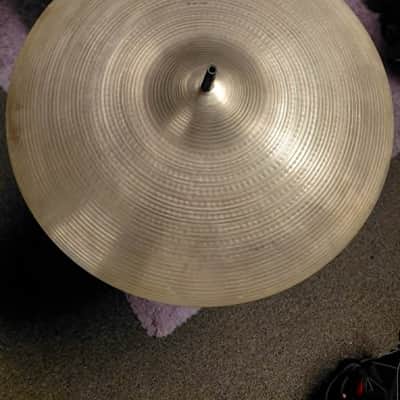 Zildjian 18"Medium Ride Cymbal image 1