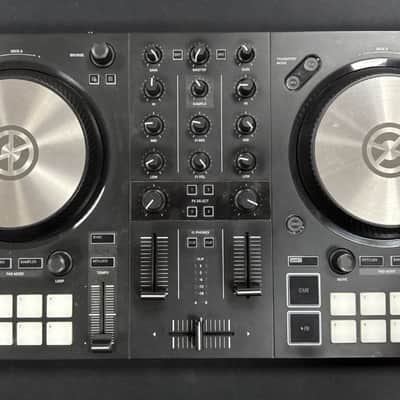 Native Instruments Traktor Kontrol S2 MK3 USB dj console with 2 decks and 4-channel audio interface... image 1