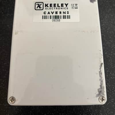 Keeley Caverns Reverb / Delay V2 2017 - Present - White image 2