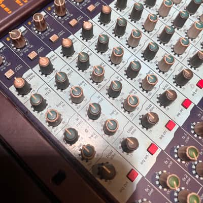 Midas Venice 160 16-Channel / 30-Input Mixing Console 2001 - 2010 - Blue image 6