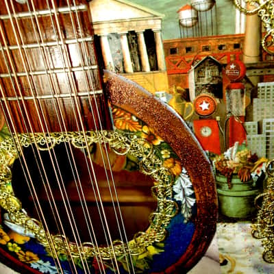Art Guitar "FRIDA KAHLO" by the Artiste El Daga  Collage NFT Opportunity. Non Fungible Token Bitcoin image 15