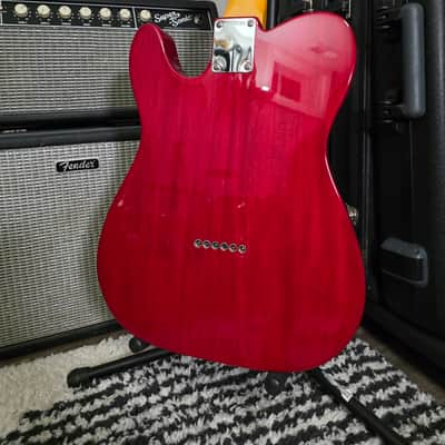 Fender American Vintage II '63 Telecaster 2022 - Present - Crimson Red Transparent image 8