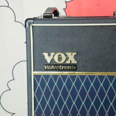 Used Vox AD120VTX 2 x 12" Valvetronix Guitar Modeling Combo Amp image 2