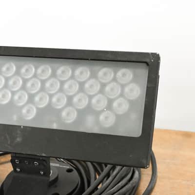 Philips Color Kinetics ColorBlast 12 LED Fixture with 22° Beam Angle CG011PP image 2