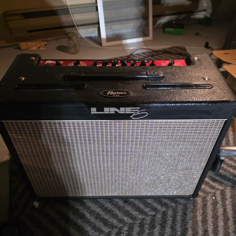 Line 6 Flextone II Plus 60-Watt Mono / 100-Watt Stereo 1x12" Digital Modeling Guitar Combo 2000 - 2001 - Black image 1