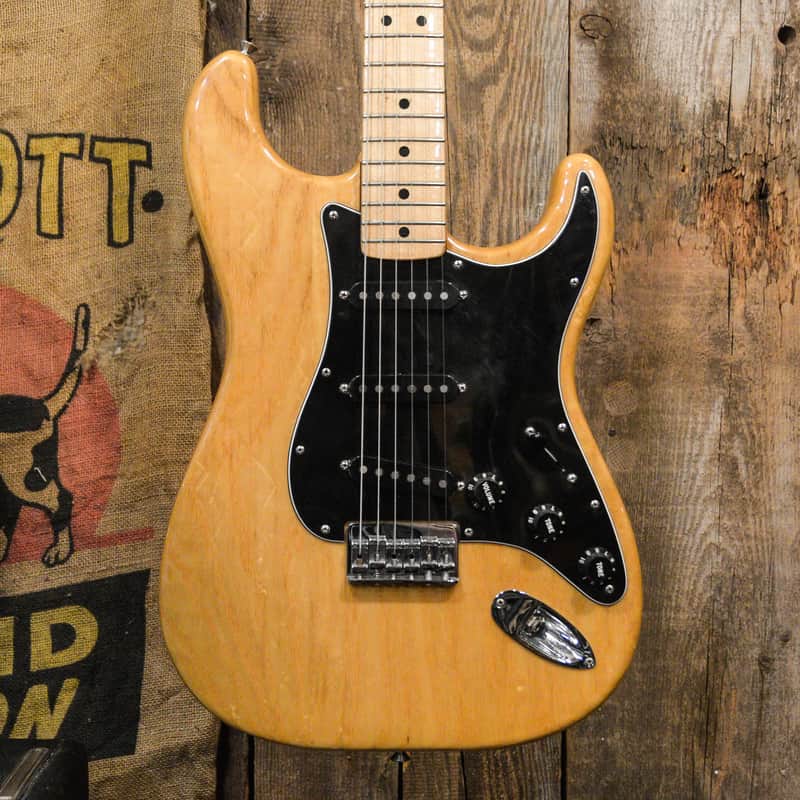 Fender Stratocaster Hardtail with Maple Fretboard 1979 - Natural image 1