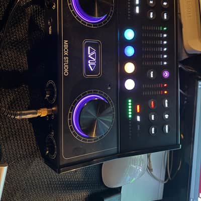Avid MBox Studio 21x22 USB-C Audio Interface 2022 - Present - Black image 3