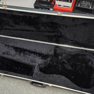 Fender Bullet bass case image 5