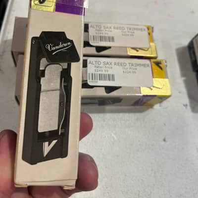 Vandoren Alto Sax Reed Trimmer image 1