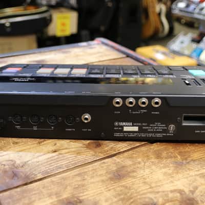 Yamaha RX7 Digital Rhythm Programmer 1987 - Black image 4